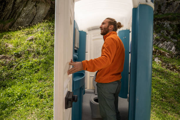 Best Best portable toilet rental  in East Lansing, MI